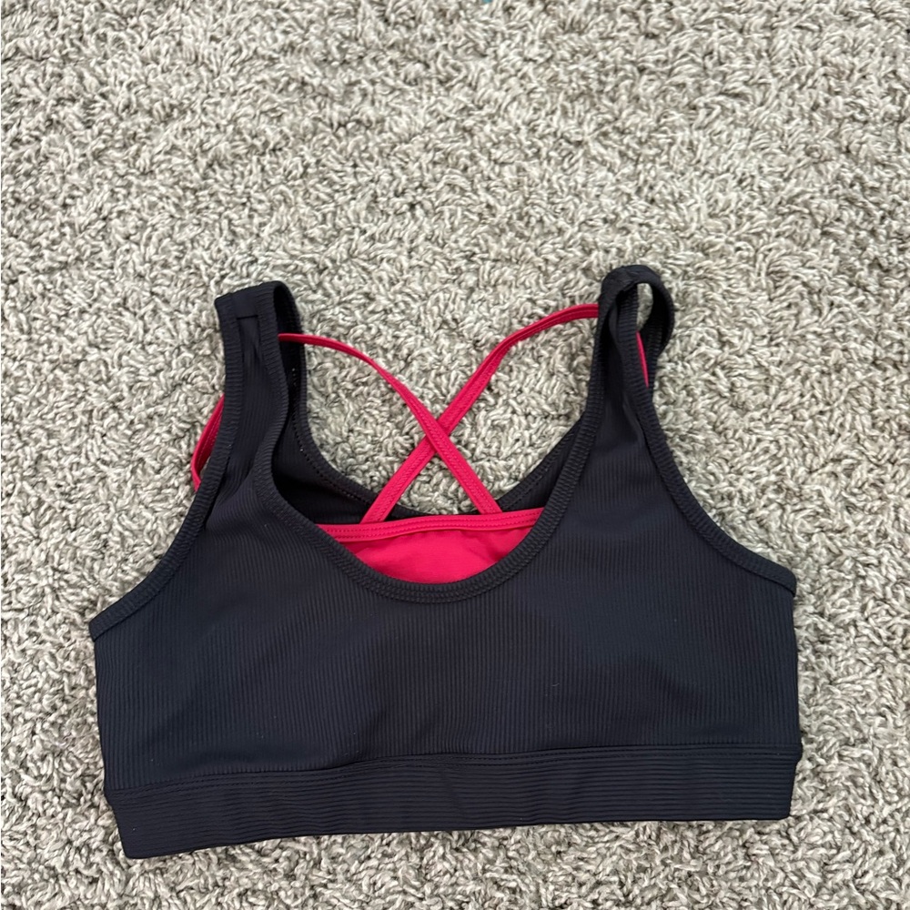 Black and Pink Women's Sports Bra